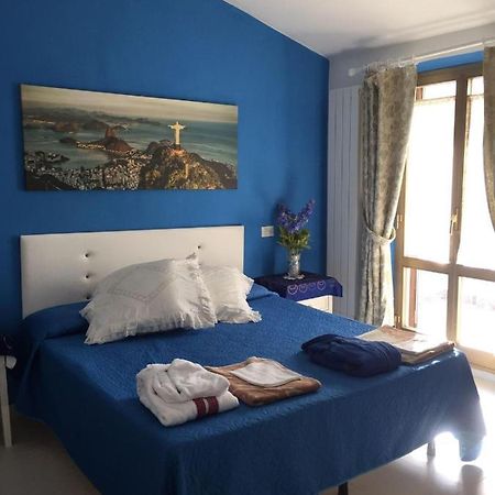 Pousada Copacabana Praia - Affittacamere - Casa Vacanza A Порто-Сант'Эльпидио Экстерьер фото